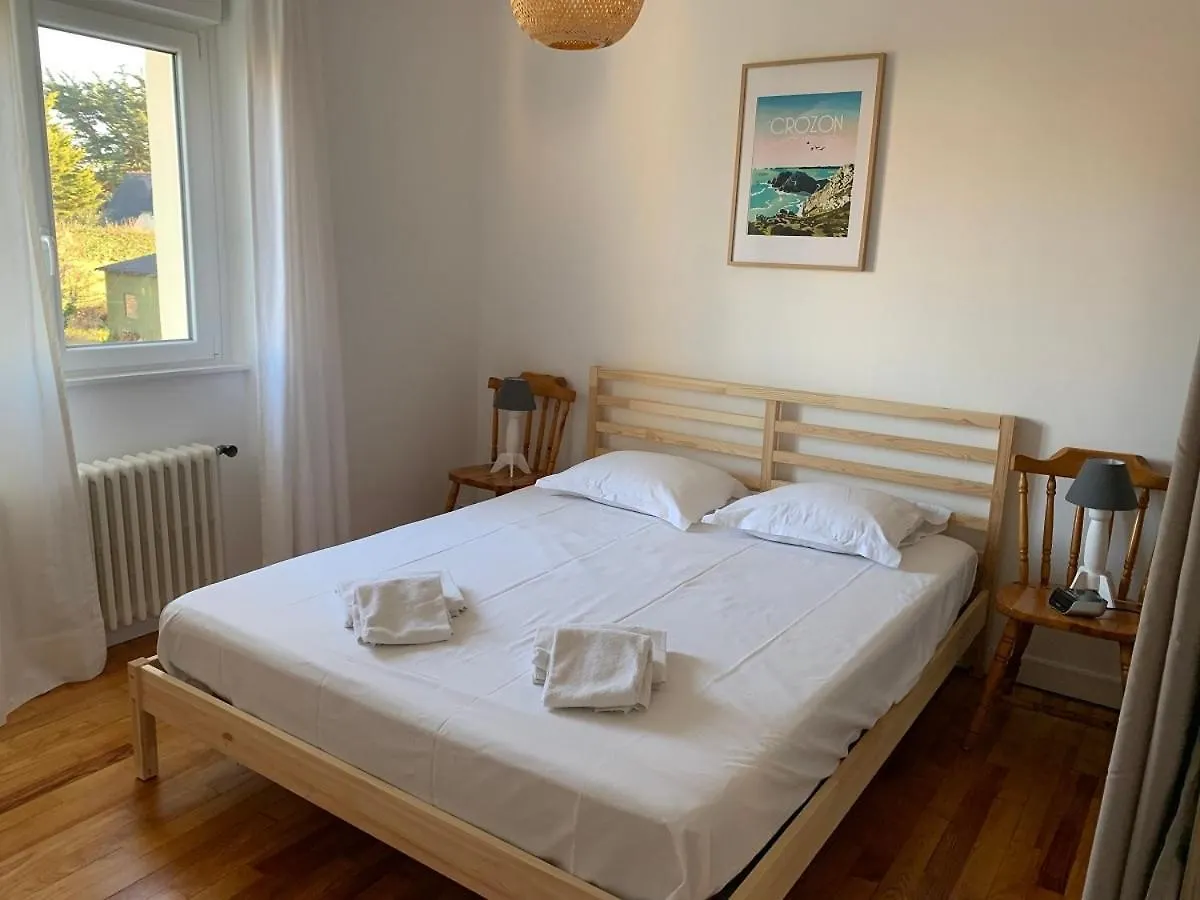 Holiday home Maison A Morgat Proche Plage Et Commerces Crozon