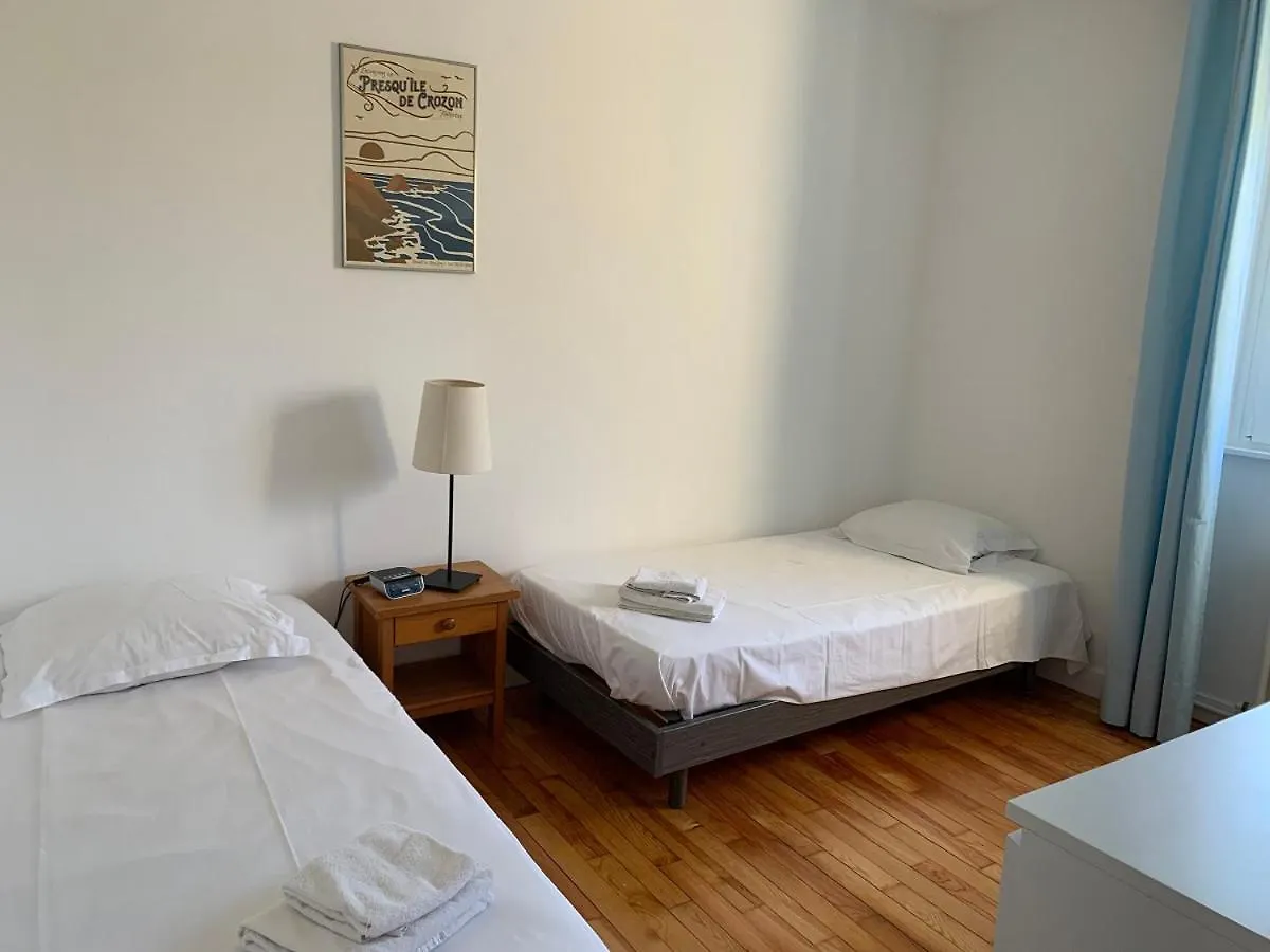 Holiday home Maison A Morgat Proche Plage Et Commerces Crozon